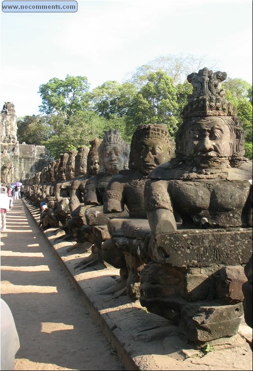Angkor Thom bridge detail 2b.jpg