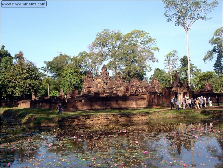 Citadel of Women Banteay Srei 8a.JPG
