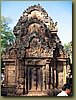 Citadel of Women Banteay Srei 2.jpg