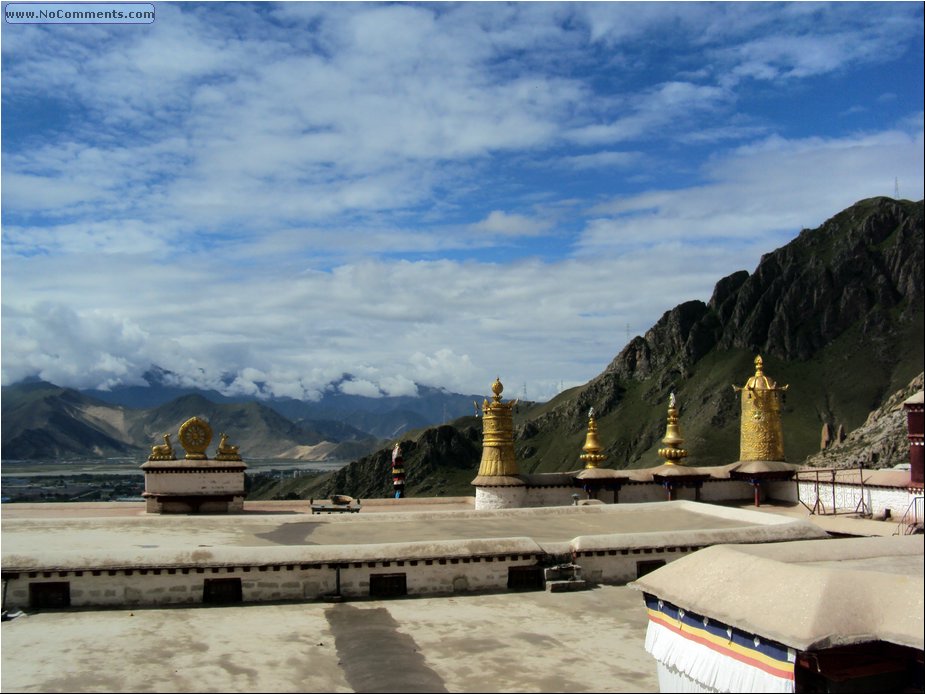 Drepung Monastery 4b.JPG