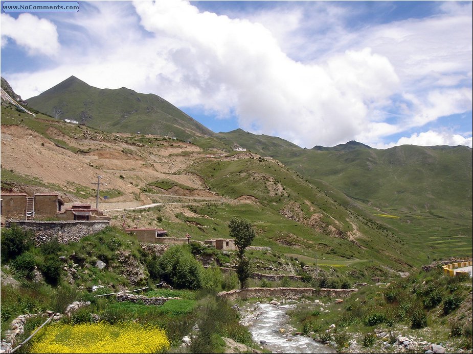 Tibet countryside .JPG