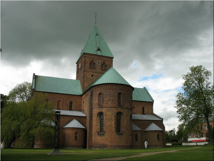 Ringsted Cathedral 09.jpg