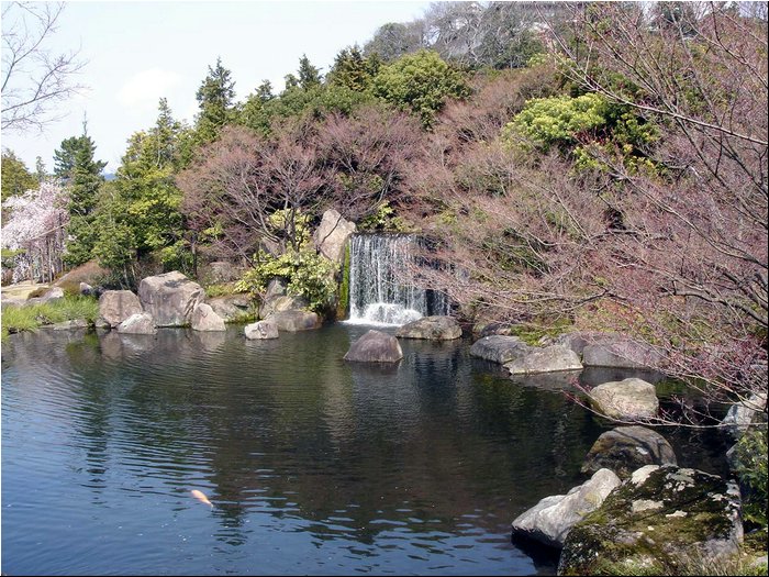 Himeji Shogun Castle Garden 6.JPG