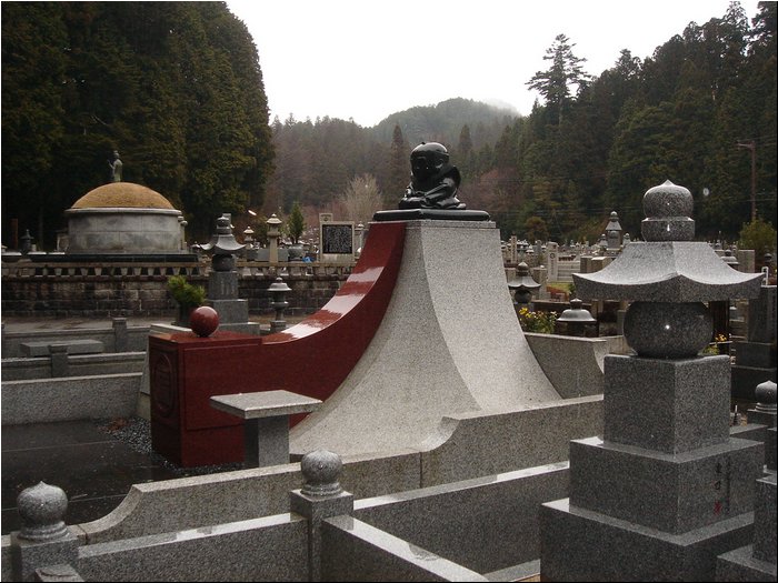 Cemetery 3.JPG