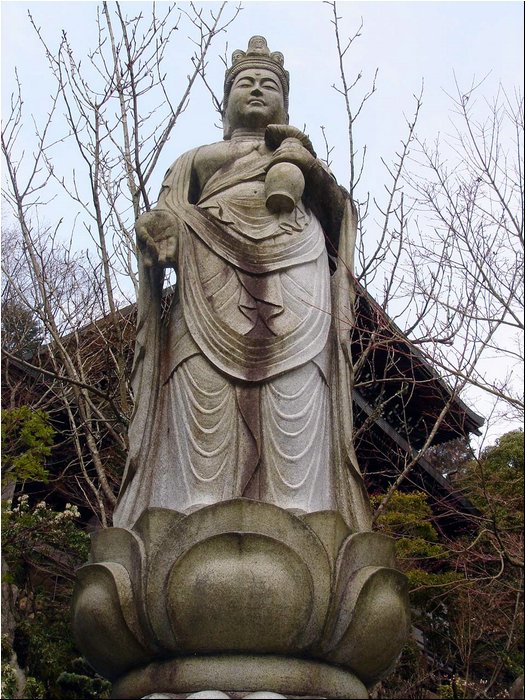 Miyajima Buddha statue 1.JPG