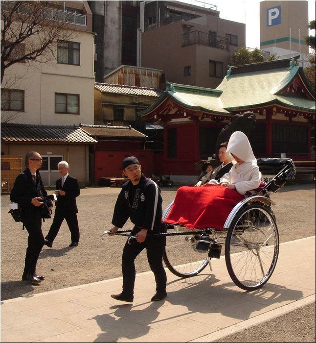 Asakusa Wedding 1.JPG