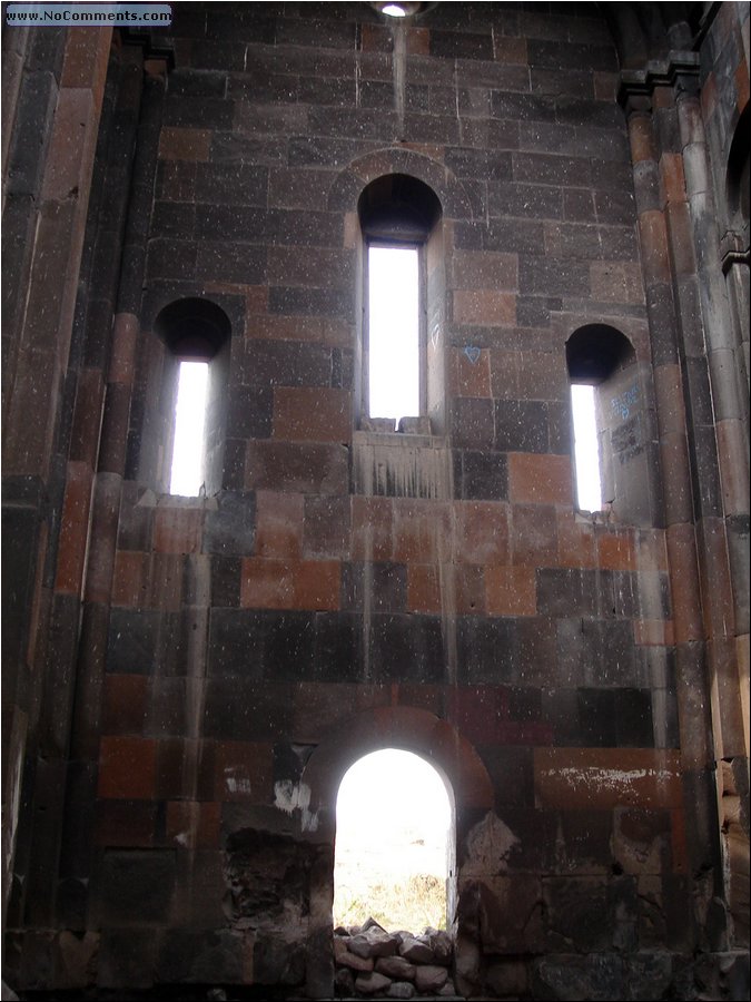 Ancient Ani Armenian church 2.JPG
