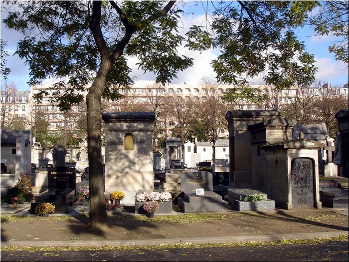 Montparnasse Cemetery.JPG