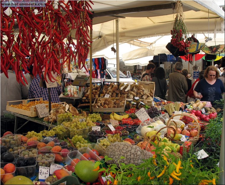 Campo dei Fiori Market 02a.jpg