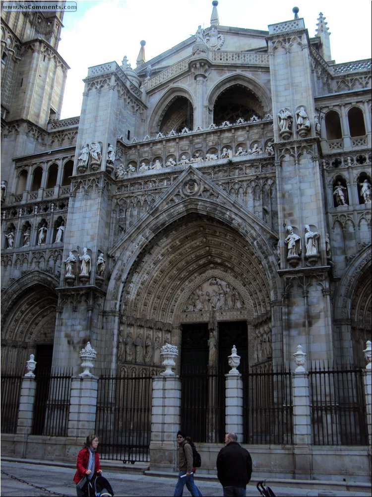Toledo Cathedral Gate.JPG