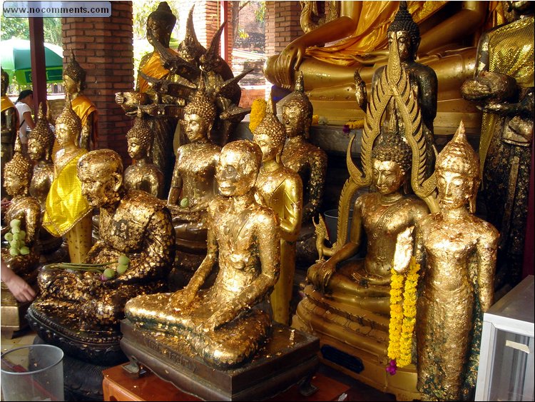 Ayutthaya - Sitting Buddha  -  Wat Maha That 1a.JPG