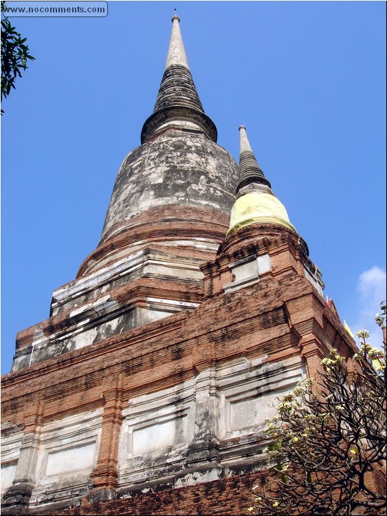 Ayutthaya - Stupa.JPG