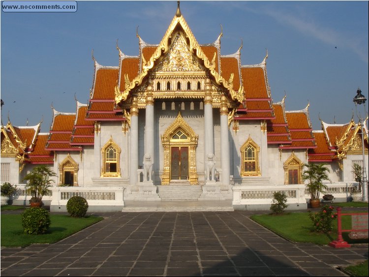 Marble Temple also known as the Wat Benchamabopit.JPG