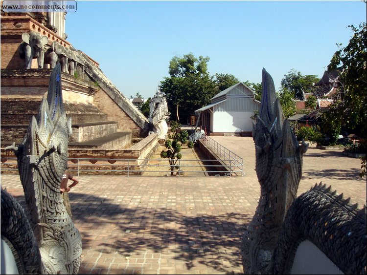 Temple - Nagas detail 3 - Chiang Mai.JPG