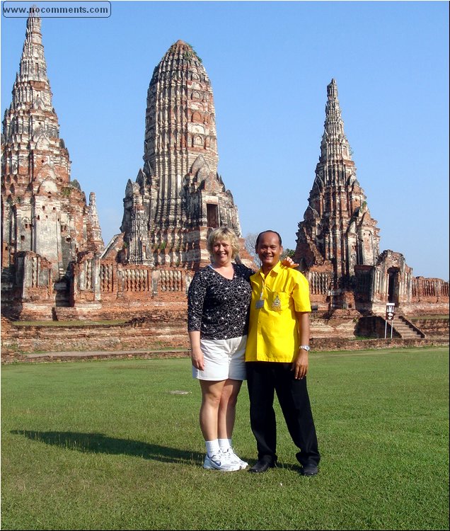Ayutthaya - Sue with Tan.JPG