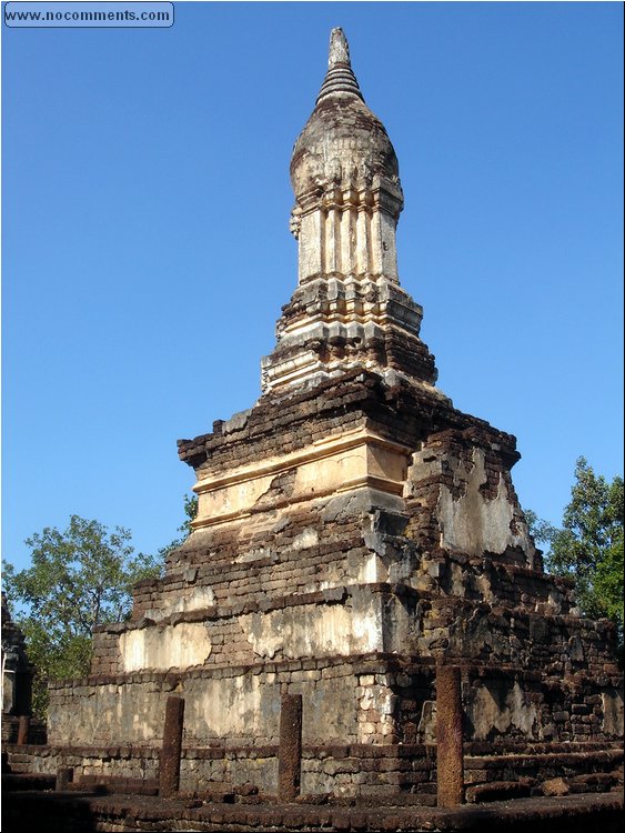 Sukhothai ruins - 4.JPG