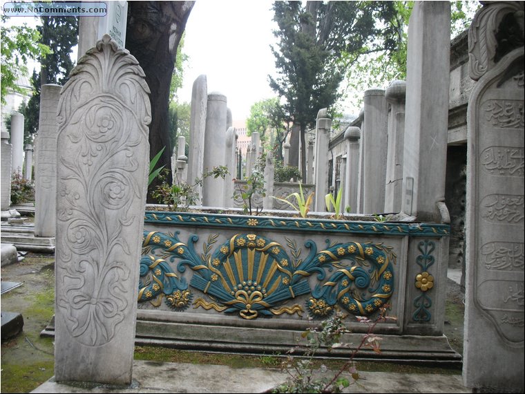Suleymaniye Mosque Cemetery 1.jpg