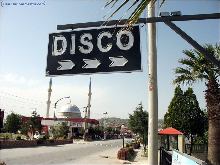 Mosque disco.jpg