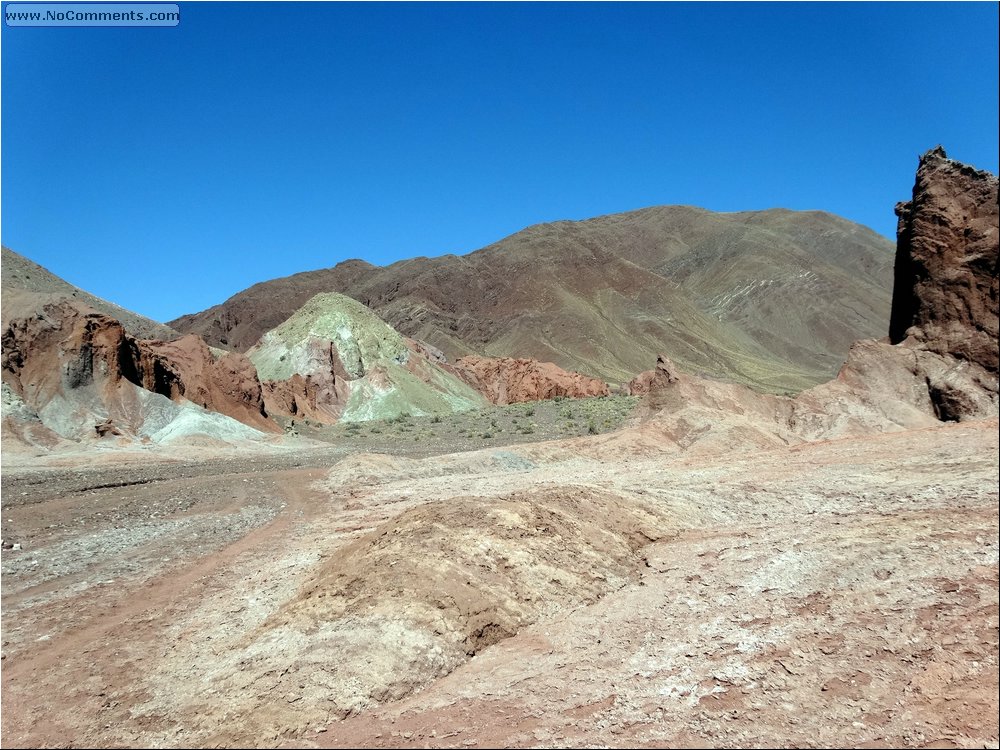 Rainbow Mountains 01.JPG