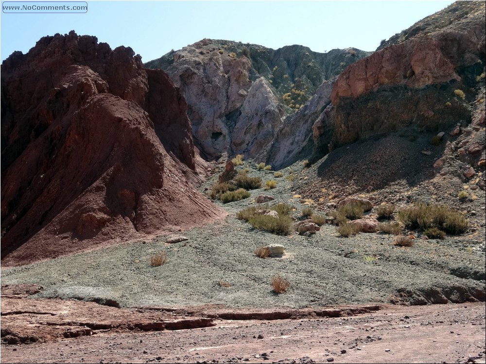 Rainbow Mountains 03.JPG