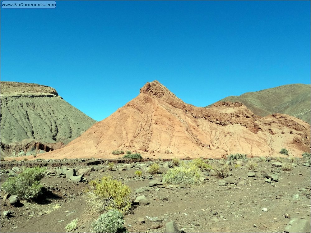 Rainbow Mountains 09.JPG