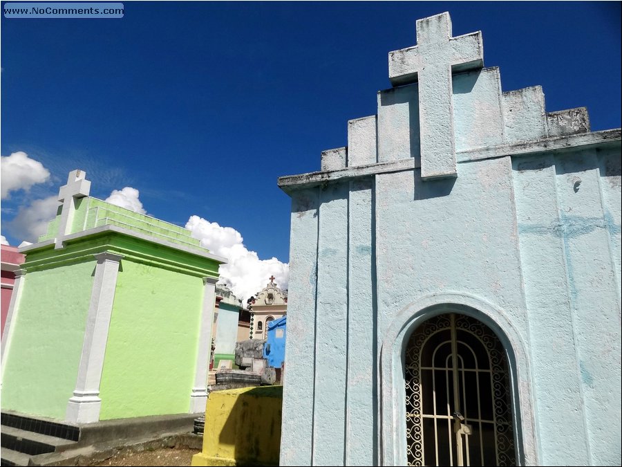 Chichicastenango Cemetery 01.JPG