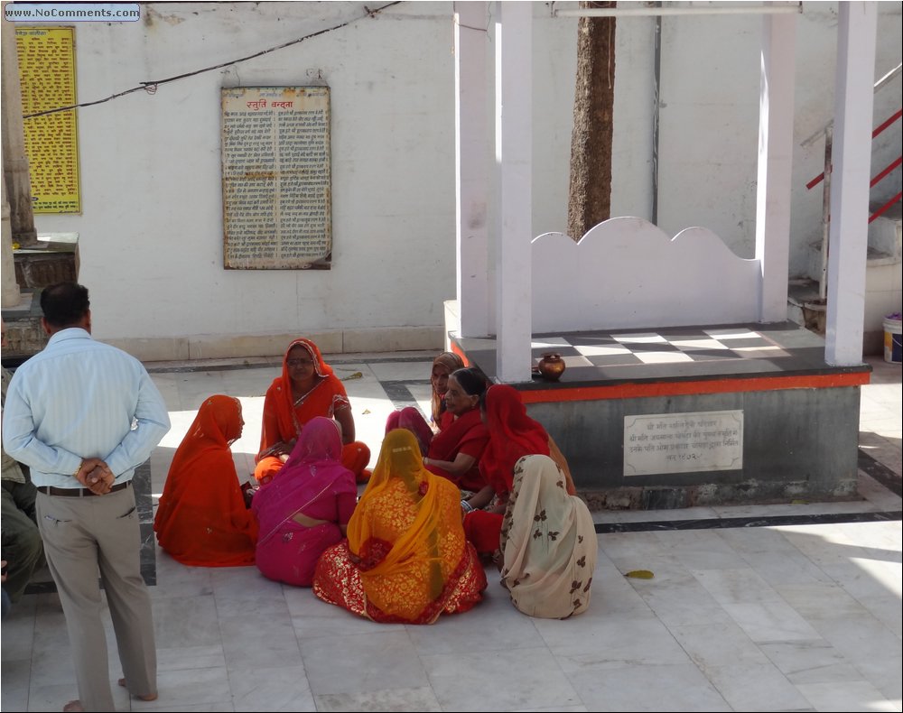 Udaipur Temple 15.JPG