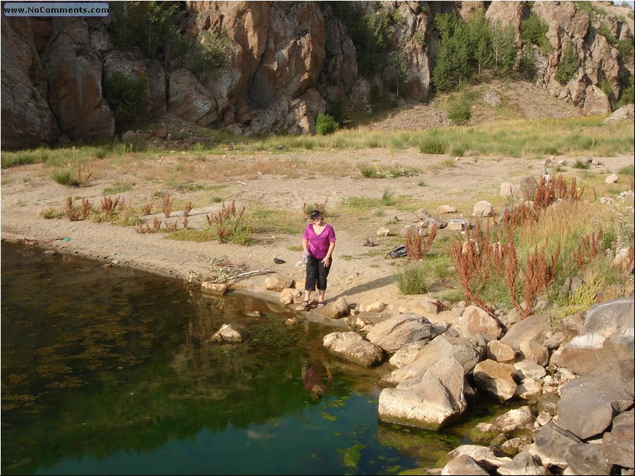 Near Lake Van Crater Lake 3.JPG